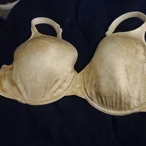 3/$15 Playtex Underwire Bra w/lace print 42DD EUC